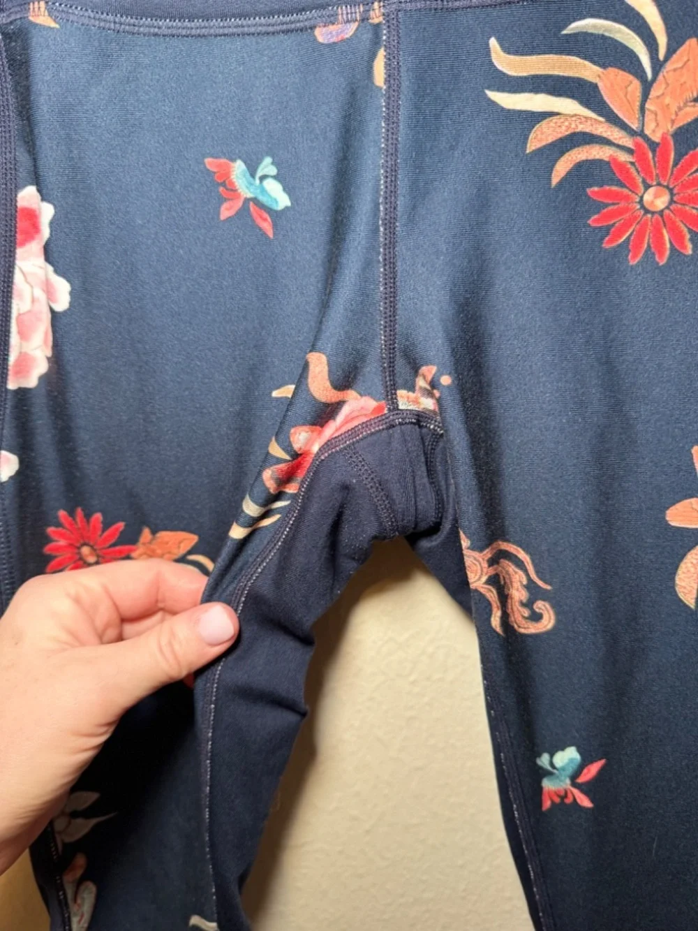 Athleta Mesh Tux Floral Leggings Small Navy High Rise Yoga Workout Tights